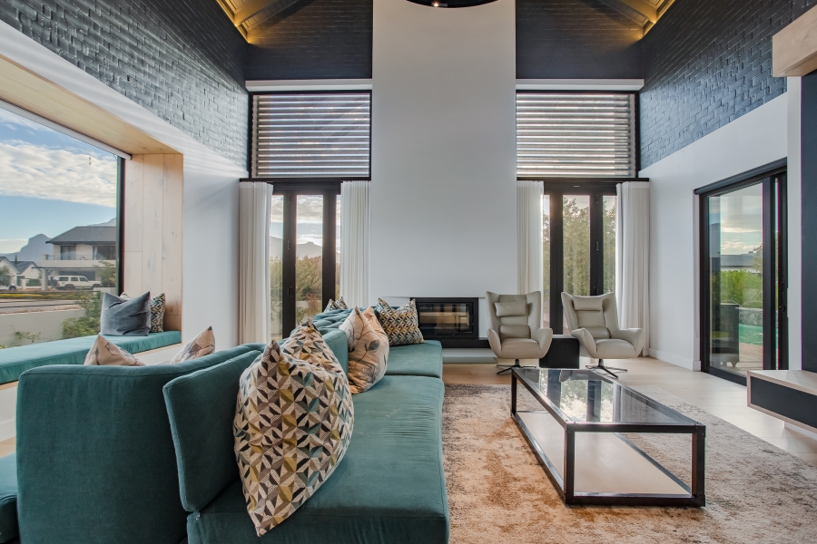 5 Bedroom Property for Sale in Val De Vie Estate Western Cape